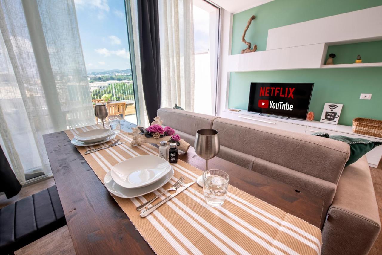 דירות ג'נובה Attico Luxury Con Parcheggio E Terrazza Vista Mozzafiato מראה חיצוני תמונה