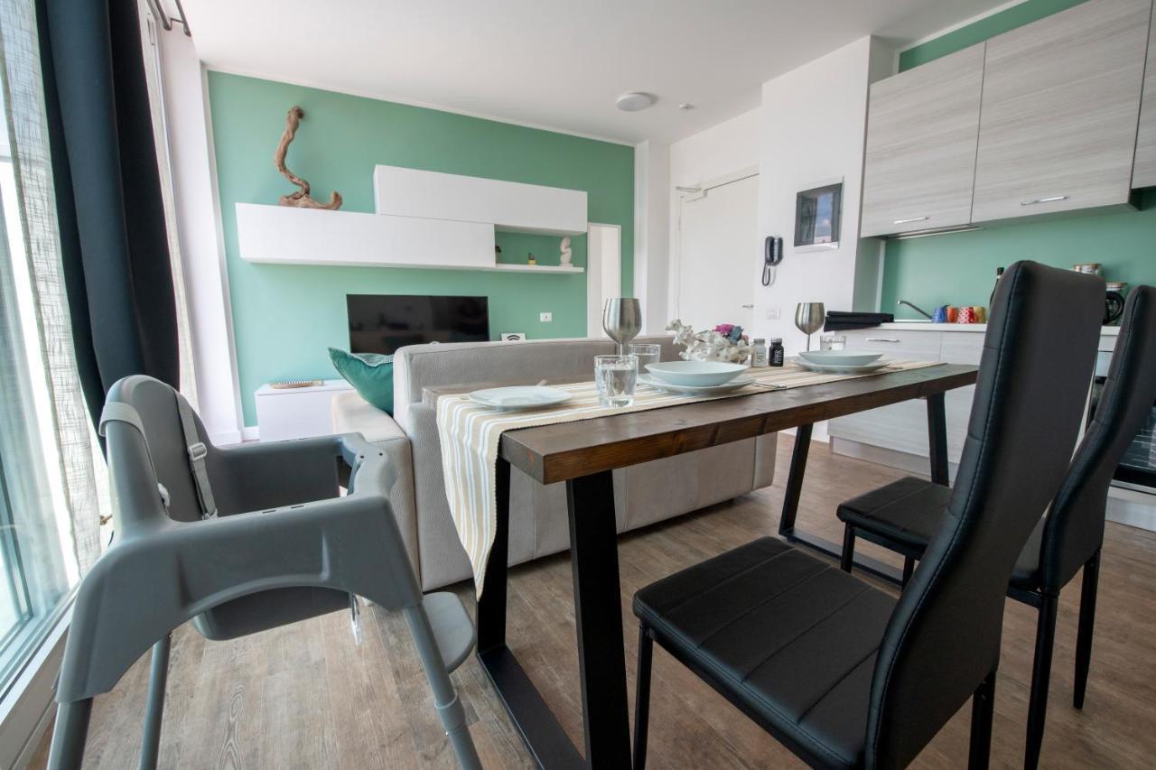 דירות ג'נובה Attico Luxury Con Parcheggio E Terrazza Vista Mozzafiato מראה חיצוני תמונה
